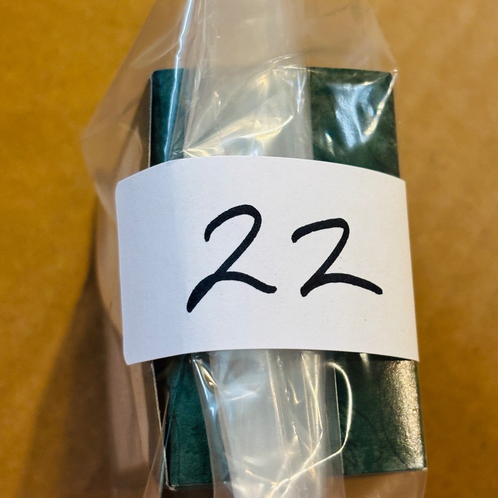 Hallmark Coca-Cola Time Santa Elf Coke Miniature Ornament Christmas Keepsake - Picture 6 of 6